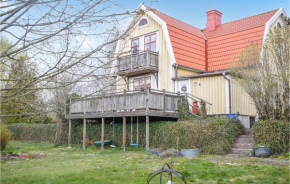 Stunning home in Halltorp with WiFi and 3 Bedrooms, Söderåkra